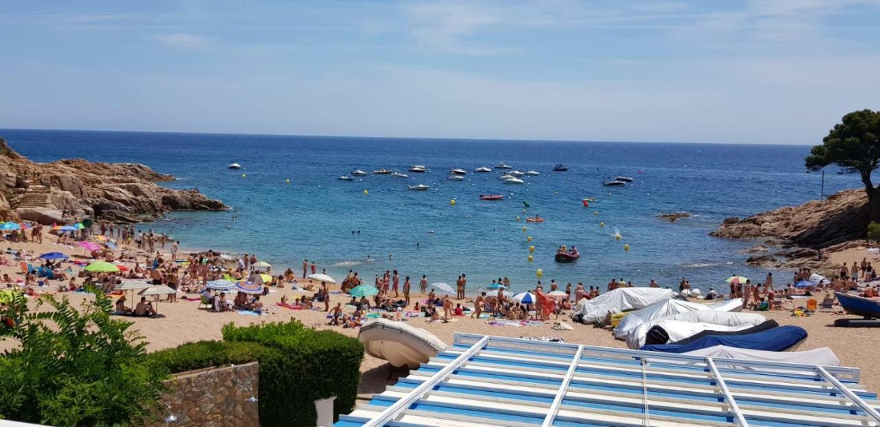 Апартаменты Cala Salions, Chalana I Жирона Экстерьер фото