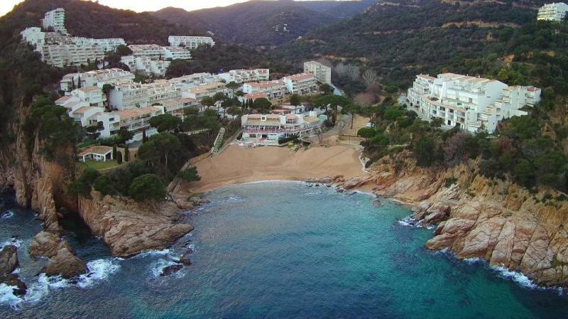 Апартаменты Cala Salions, Chalana I Жирона Экстерьер фото